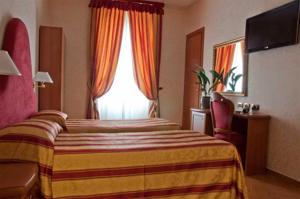 Hotel Brignole Genoa Bilik gambar